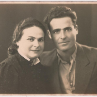 Women of Jewish Palestine and Spain: The Case of the Meites Sisters